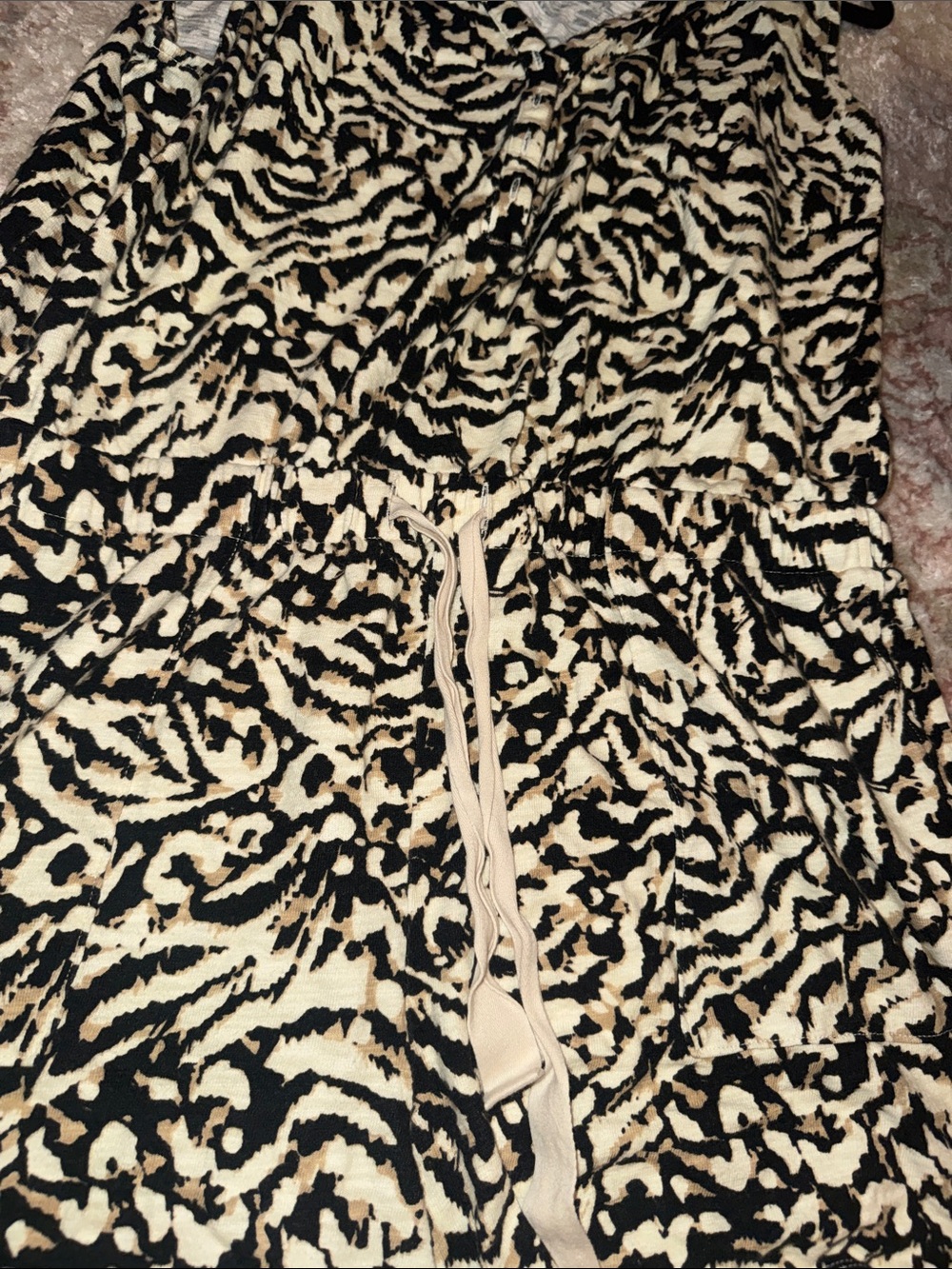Lou & Grey Sleeveless Animal Print Drawstring Romper Dress - Black & Cream - Picture 6 of 9